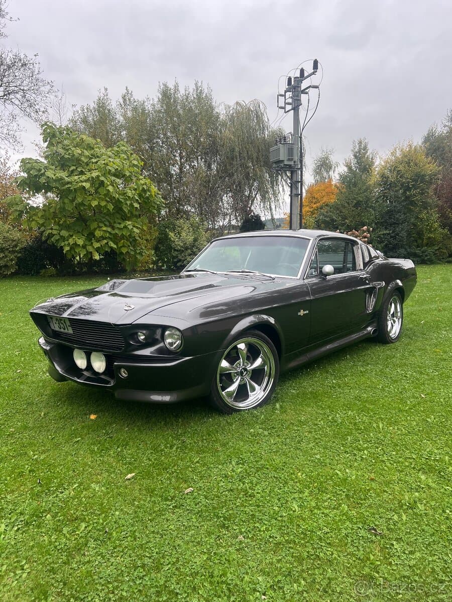 1967 Ford MUSTANG - 2