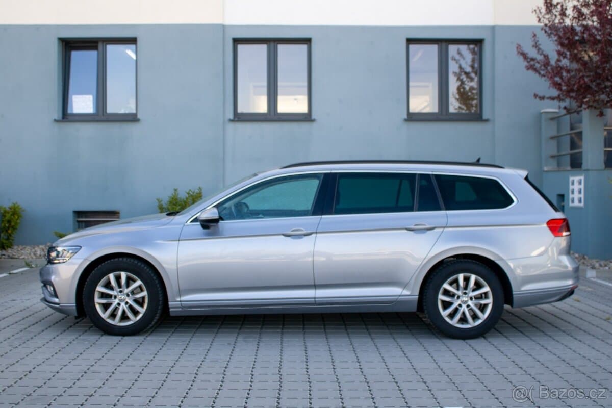2020 Volkswagen PASSAT - 2