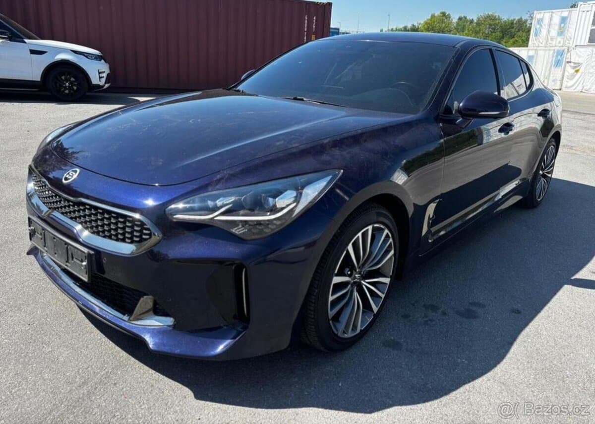 2018 Kia STINGER - 2