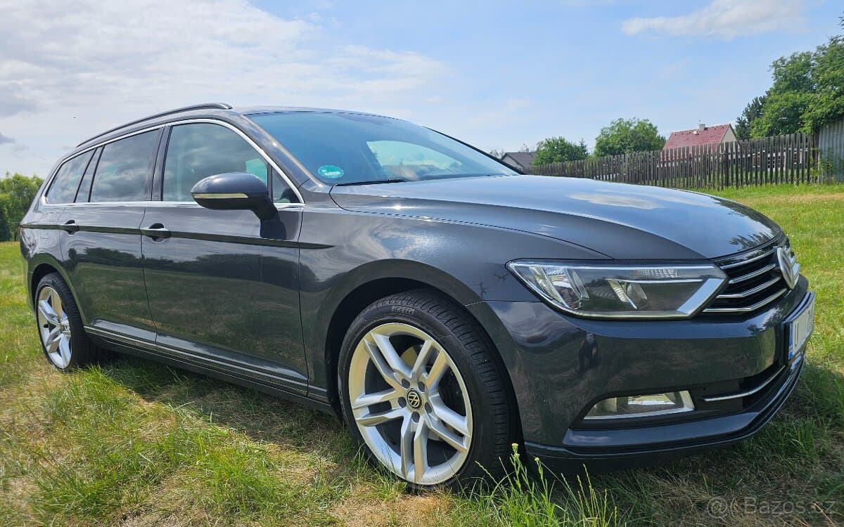 2015 Volkswagen PASSAT - 2