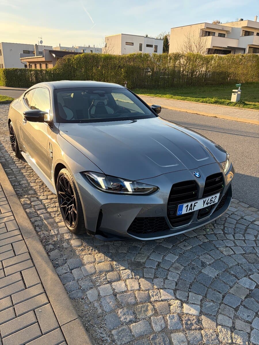 2024 BMW M4 - 2