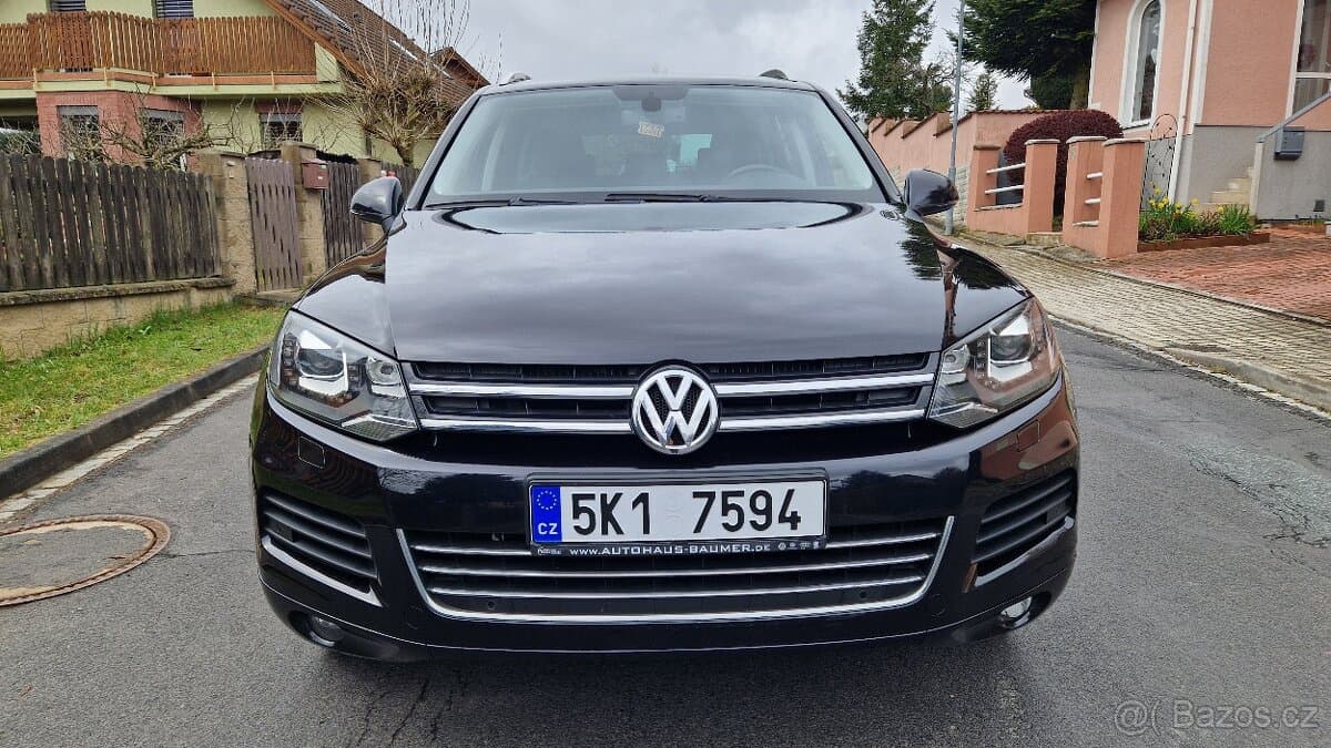 2010 Volkswagen TOUAREG - 2