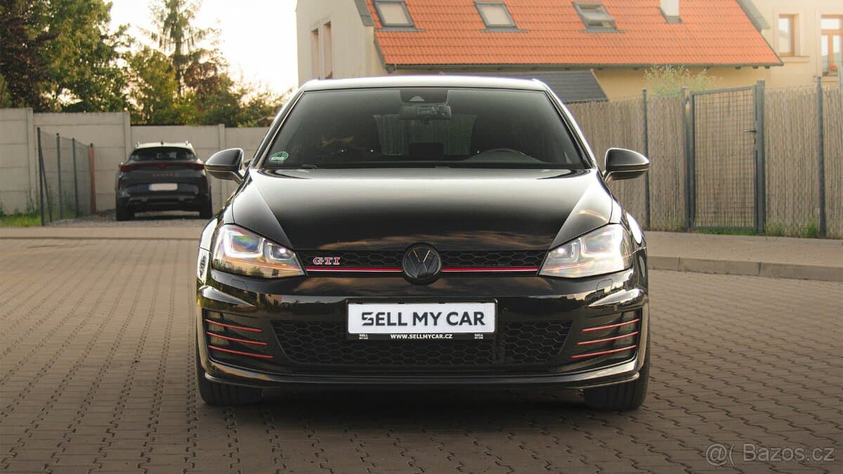 2015 Volkswagen GOLF - 2