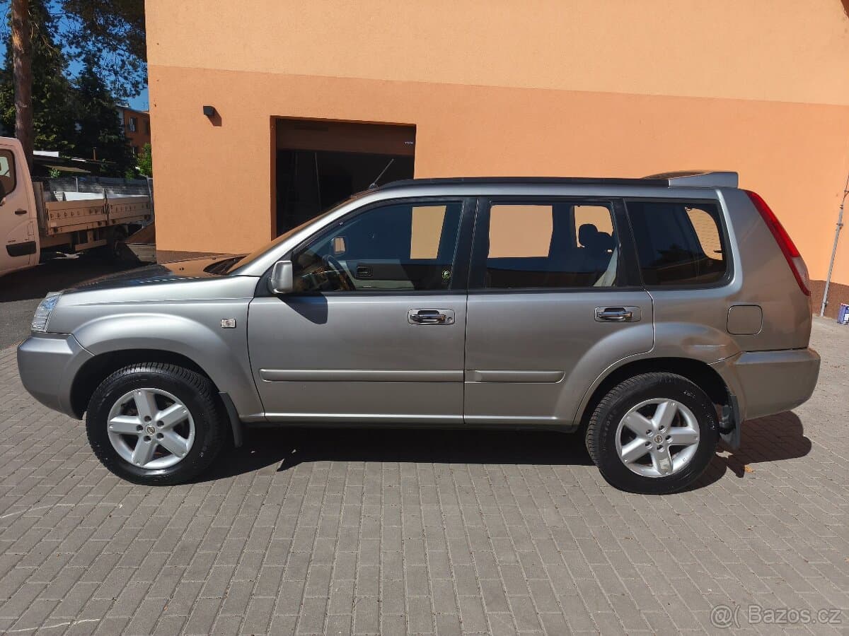 2004 Nissan X-TRAIL - 2