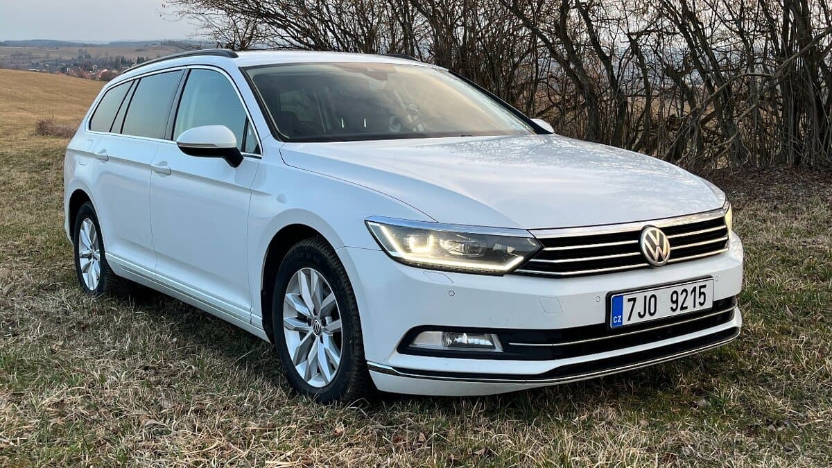 2015 Volkswagen PASSAT - 2
