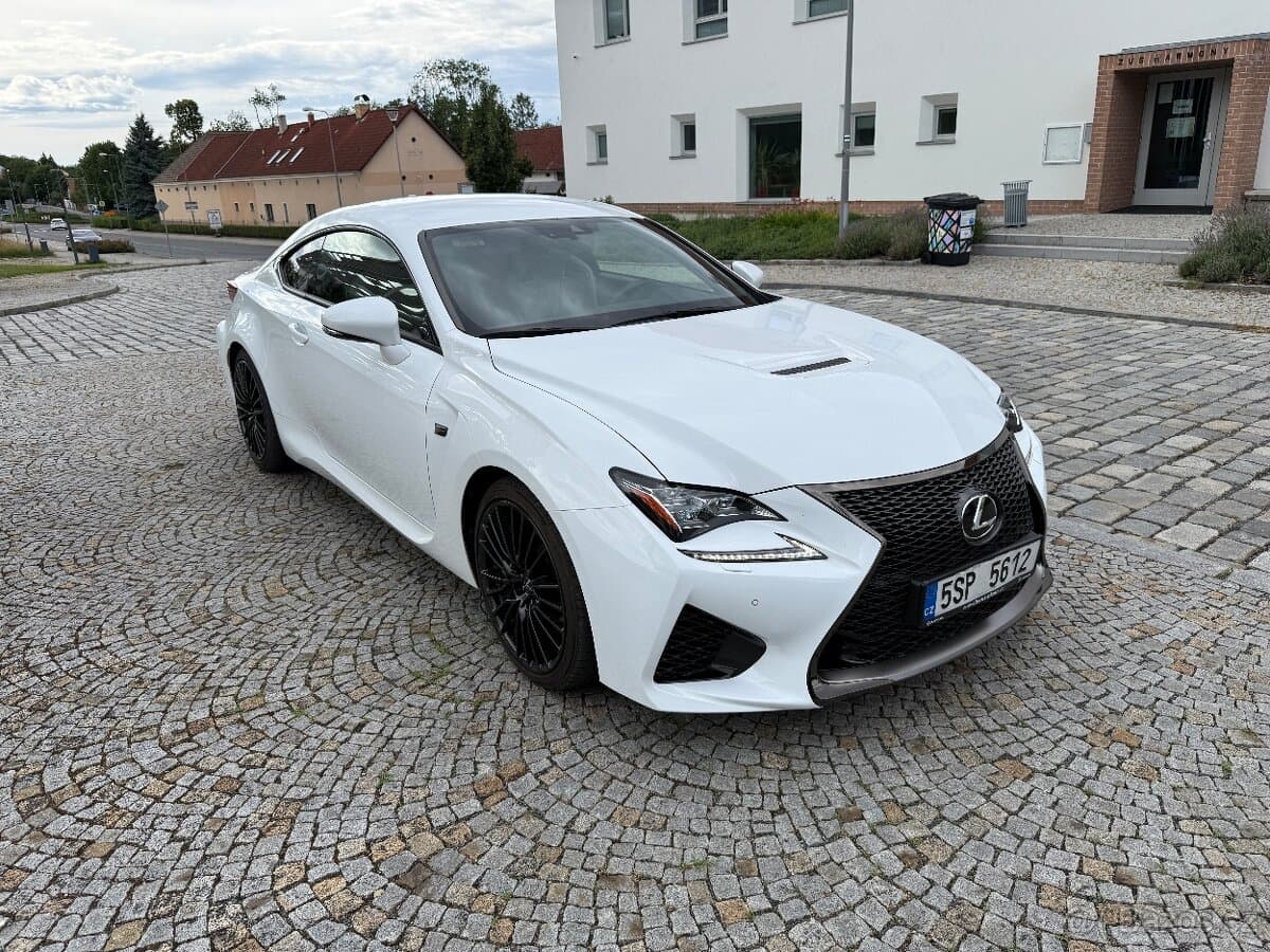 Lexus RC - 2