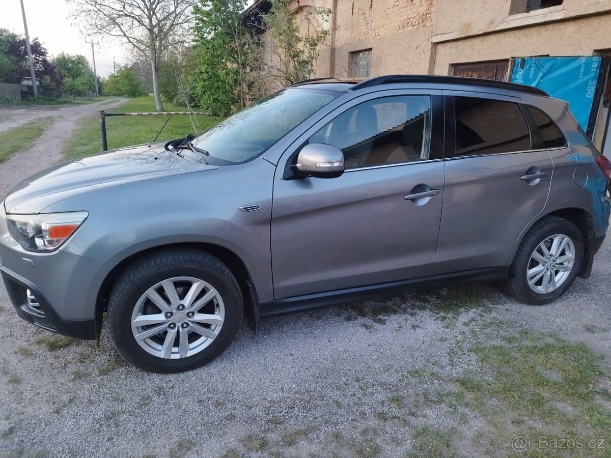 2011 Mitsubishi ASX - 2