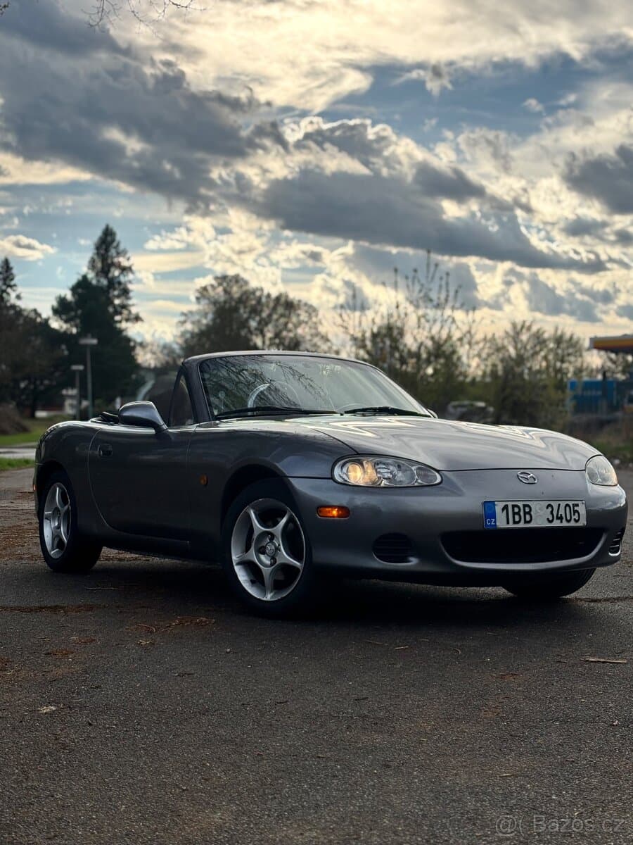 2002 Mazda MX-5 - 2