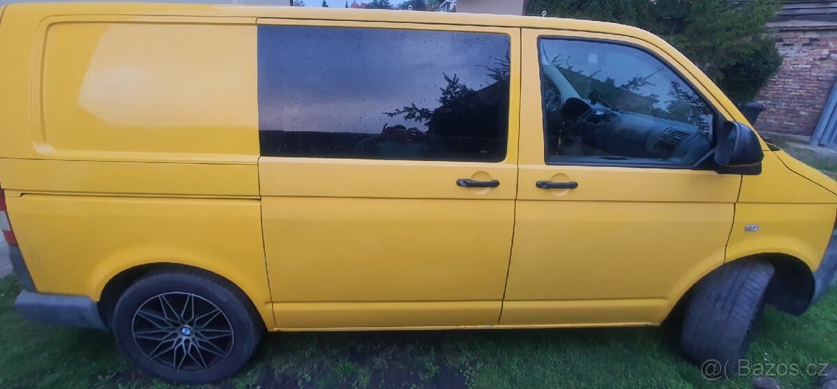 2011 Volkswagen TRANSPORTER - 2