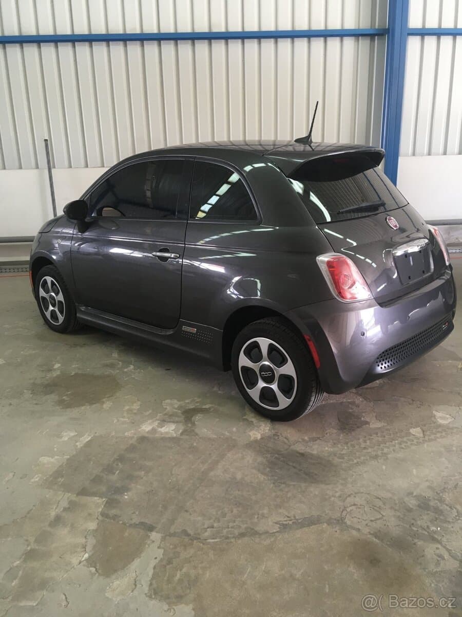 2016 Fiat 500e - 2