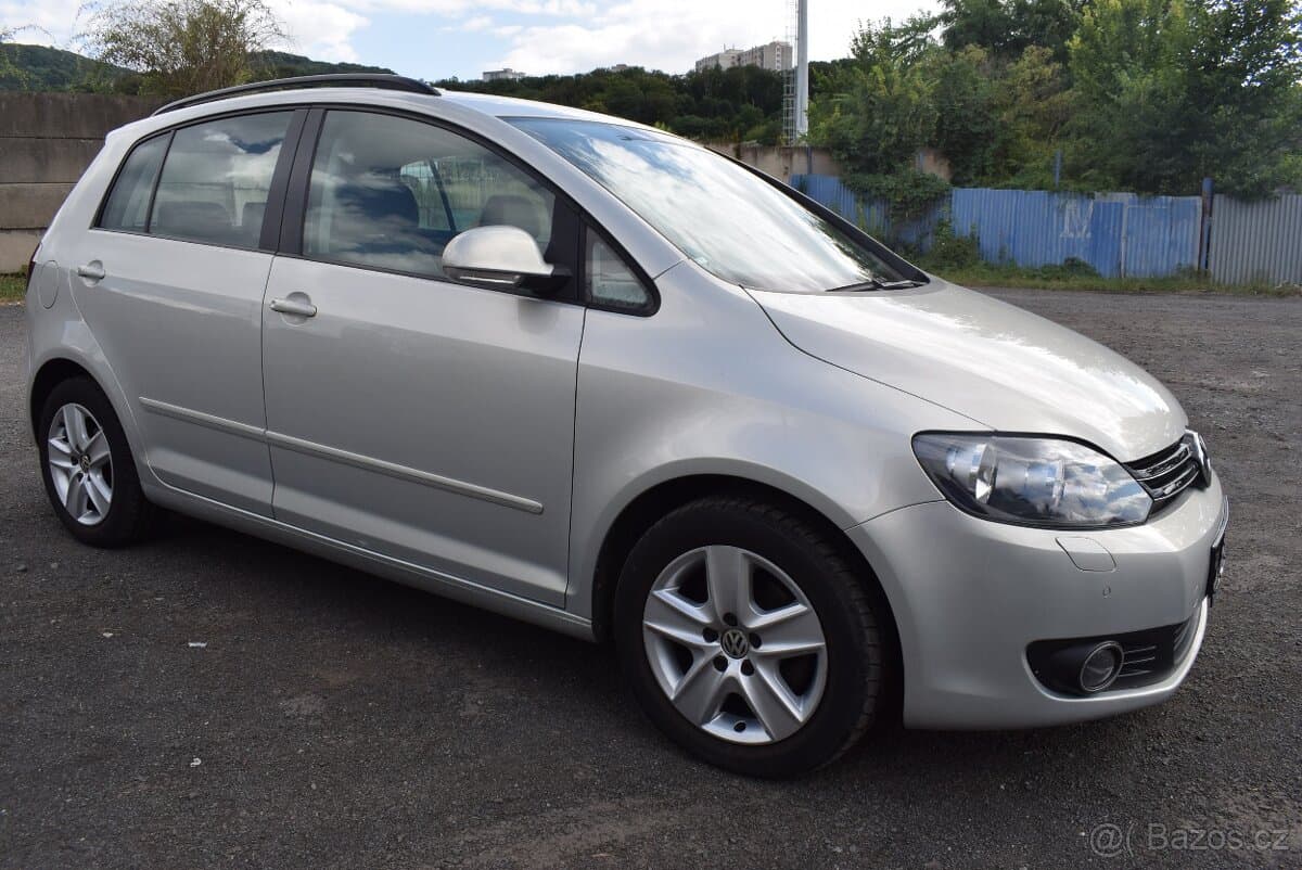 2009 Volkswagen GOLF - 2