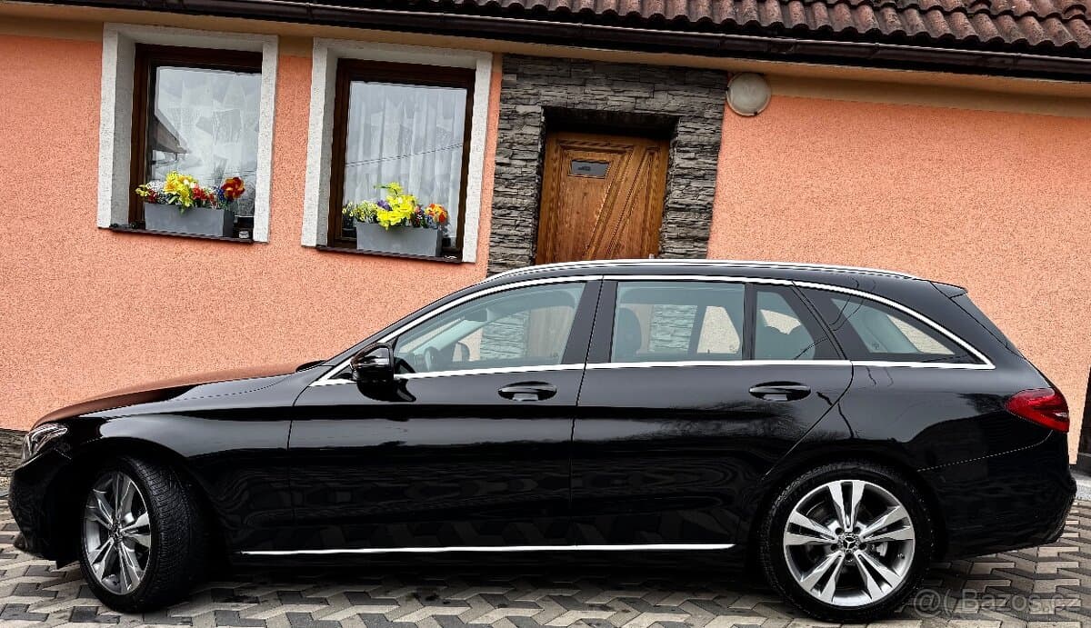 2017 Mercedes-Benz OSTATNÍ - 2