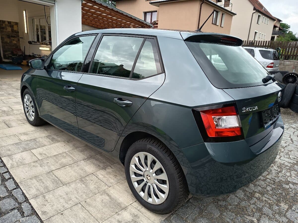 2015 Škoda FABIA - 2