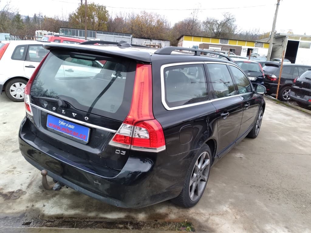 2016 Volvo V70 - 2