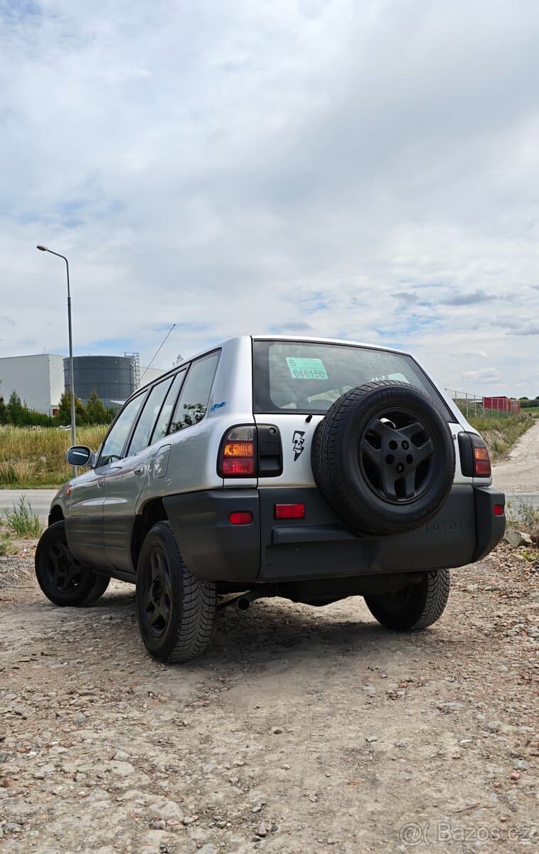 1998 Toyota RAV4 - 2