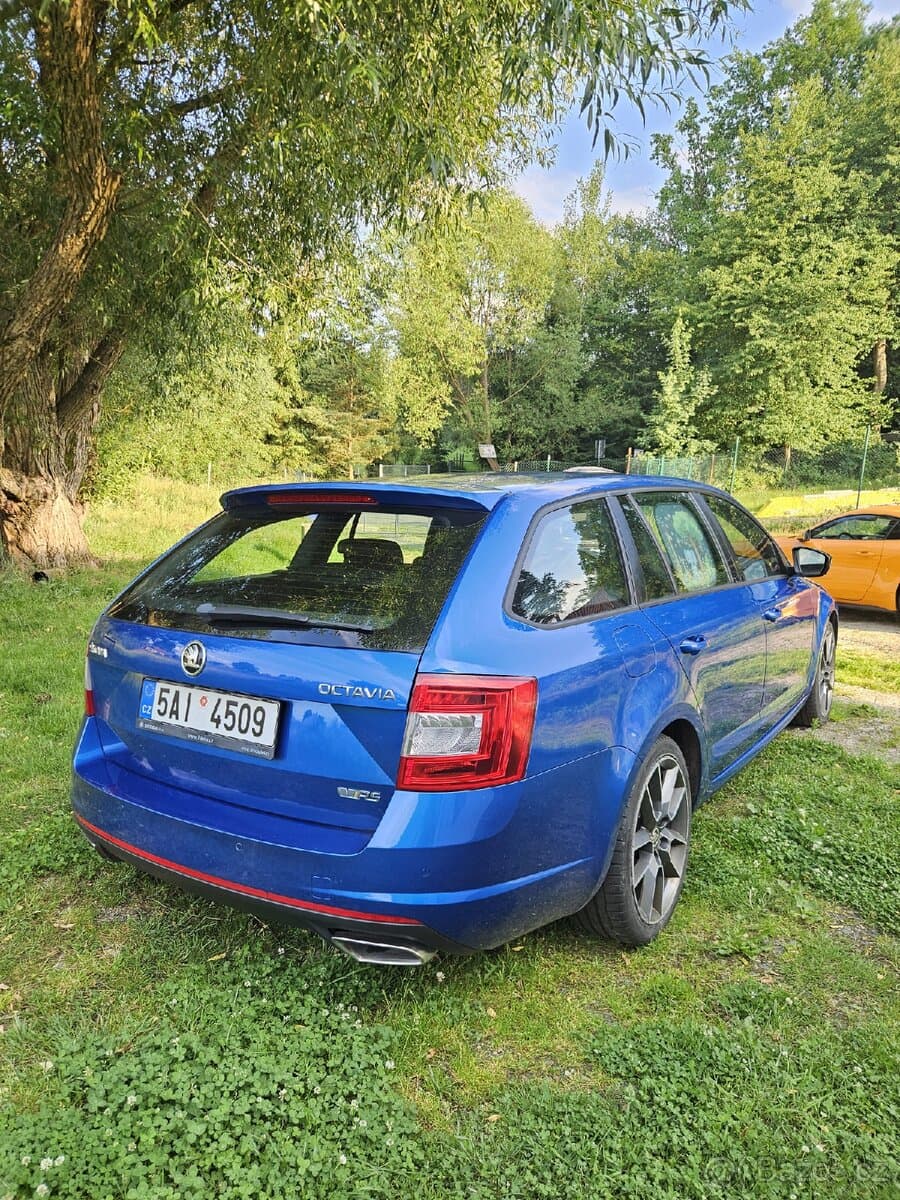 Škoda OCTAVIA - 2