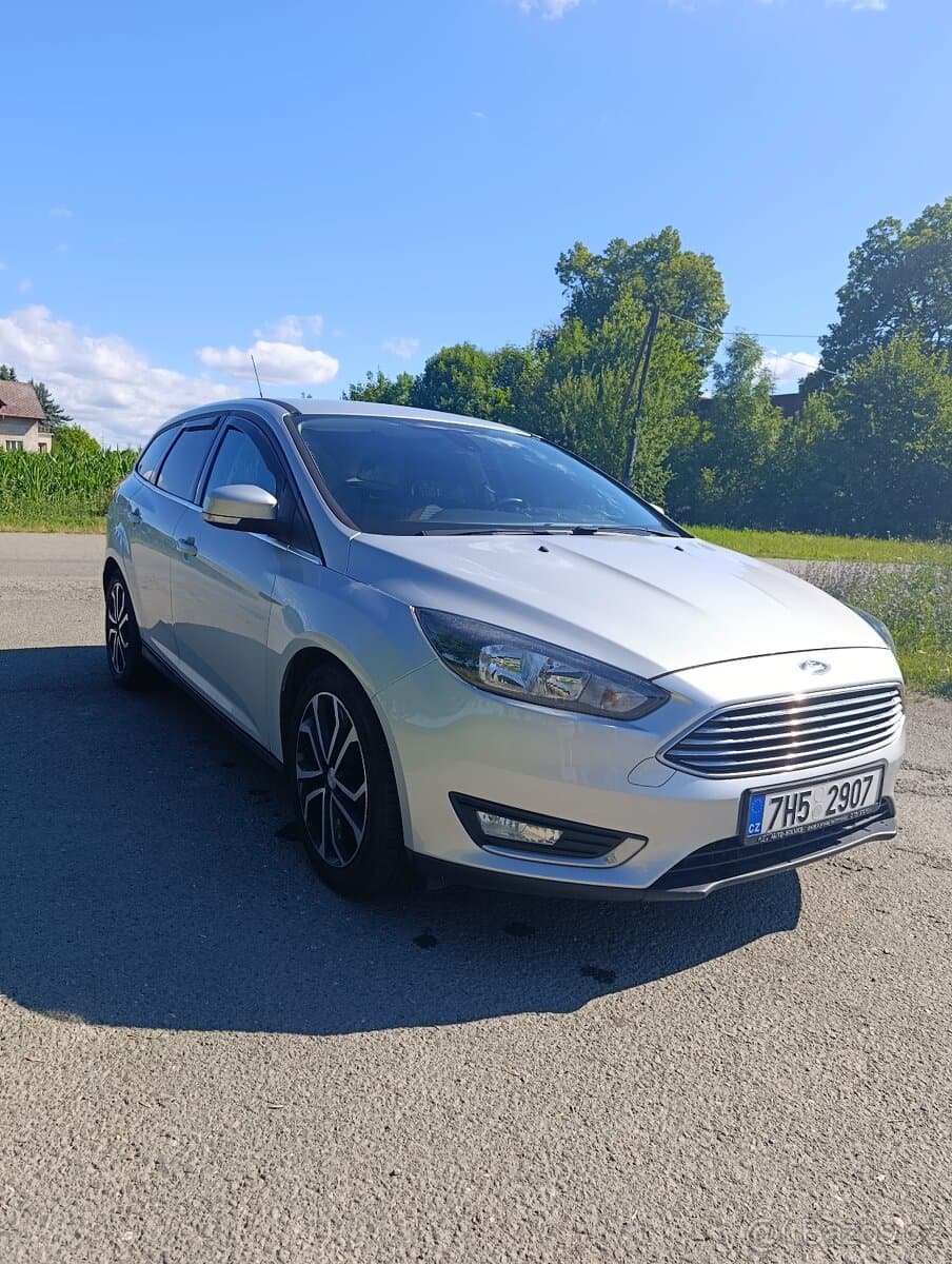 2015 Ford FOCUS - 2