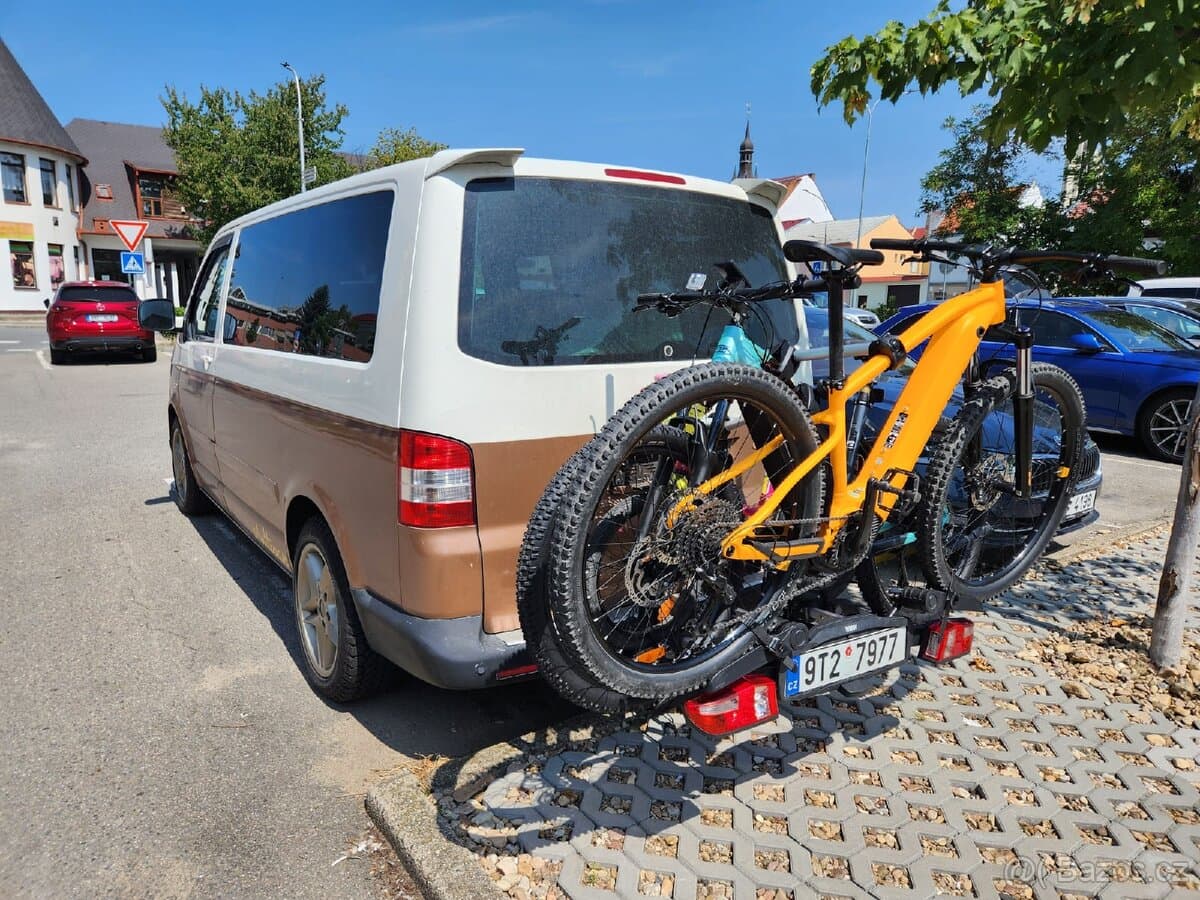 2004 Volkswagen MULTIVAN - 2