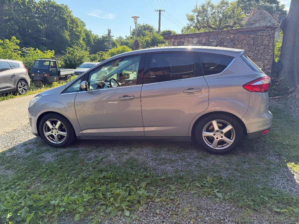 2011 Ford C-MAX - 2