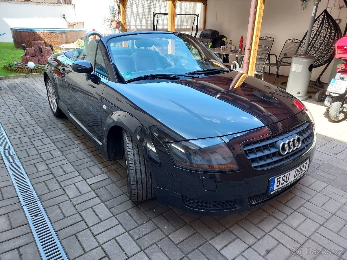 2003 Audi TT - 2