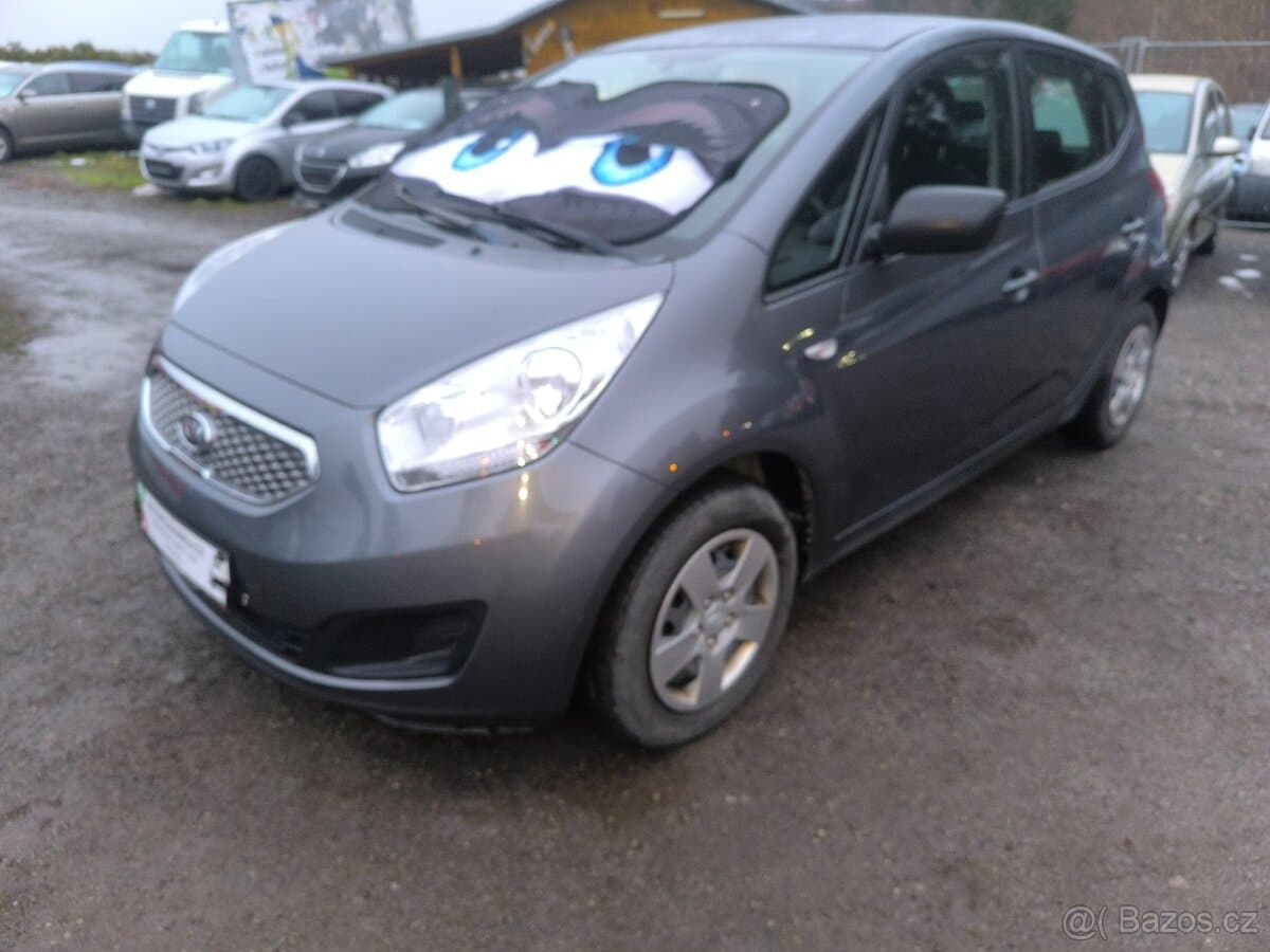 2011 Kia VENGA - 2