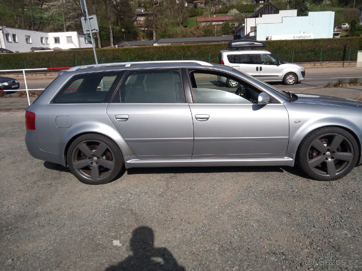 2003 Audi RS6 - 2