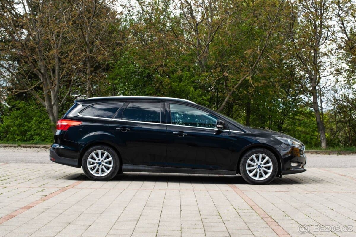 2017 Ford FOCUS - 2