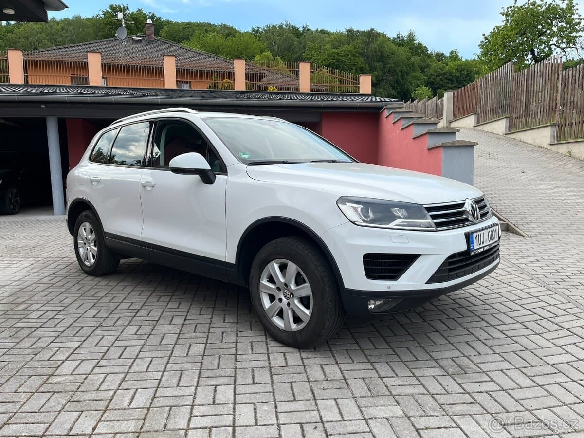 2017 Volkswagen TOUAREG - 2
