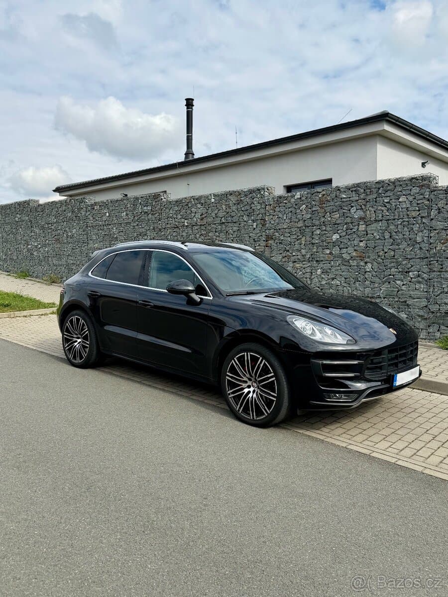 2017 Porsche MACAN - 2