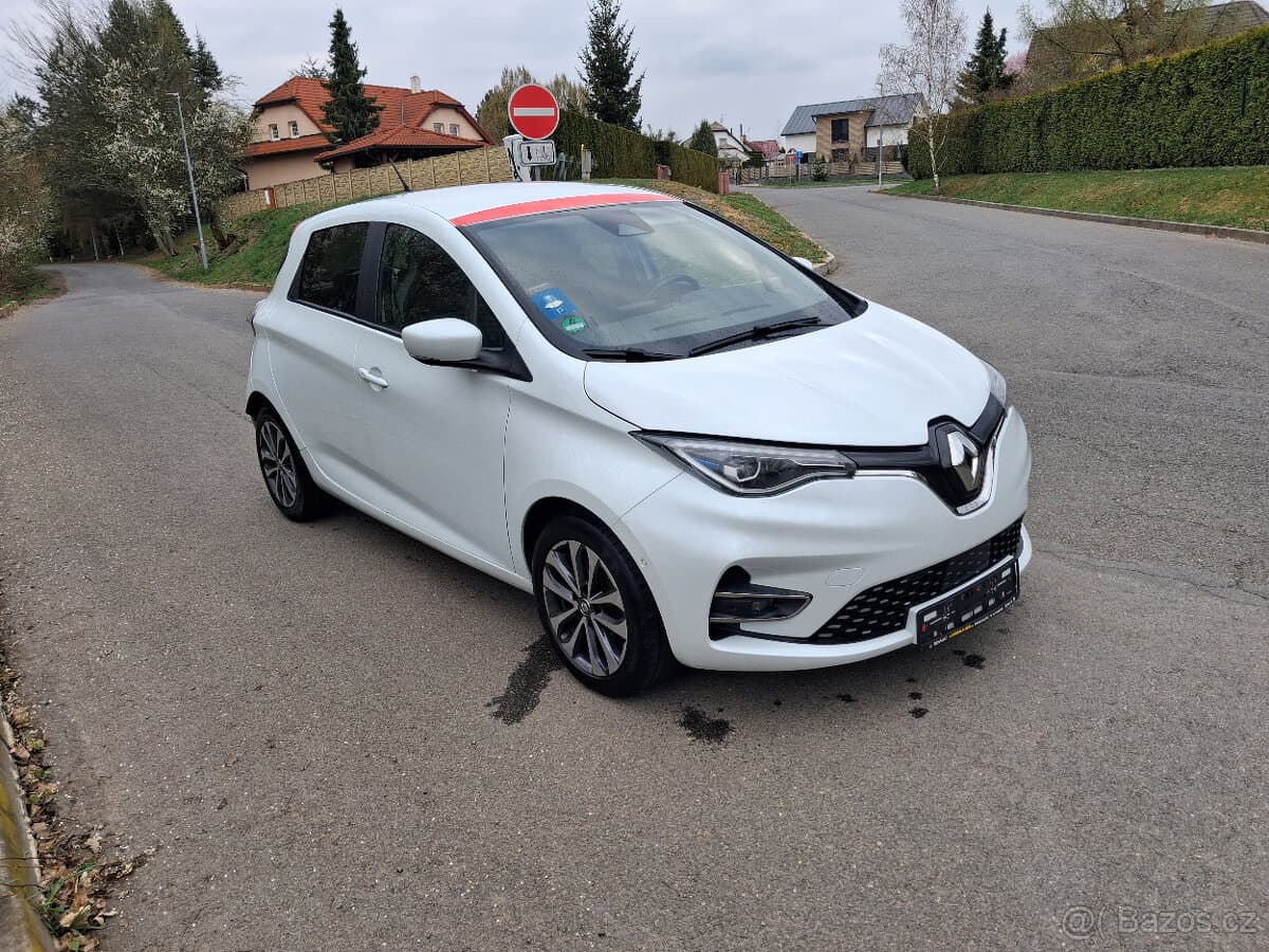 2022 Renault ZOE - 2