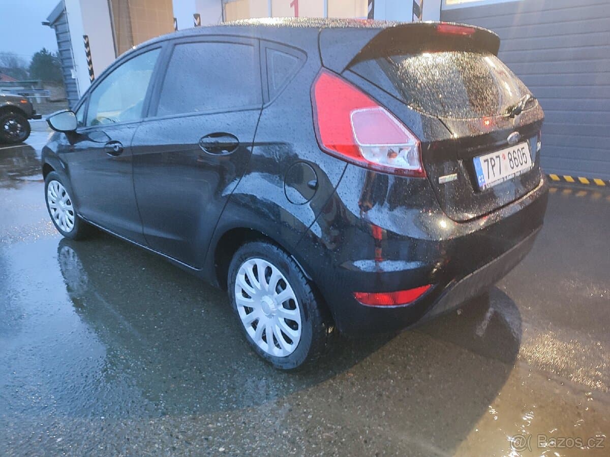 2016 Ford FIESTA - 2