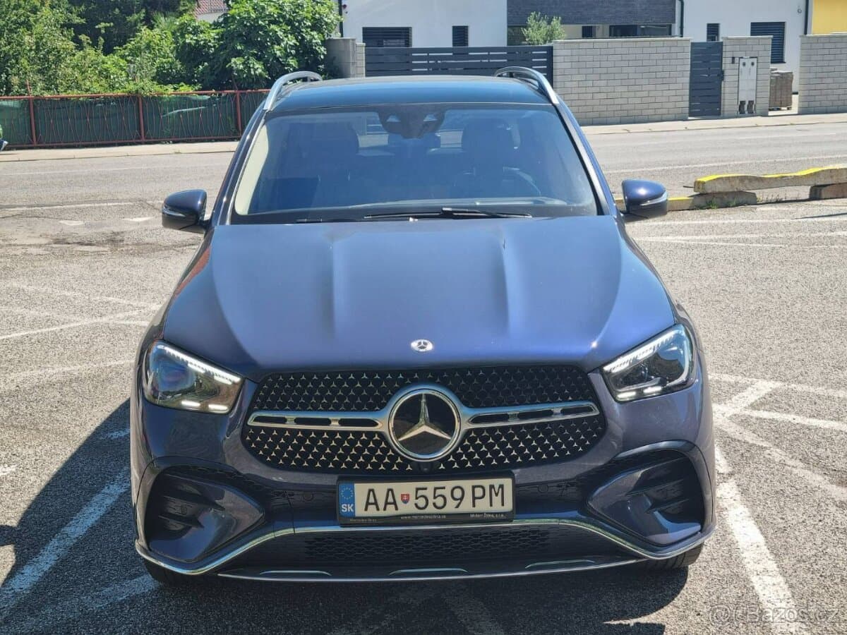 2024 Mercedes-Benz GL - 2