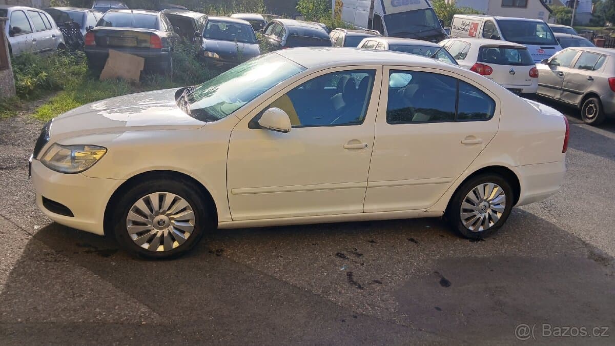 Škoda OCTAVIA - 2