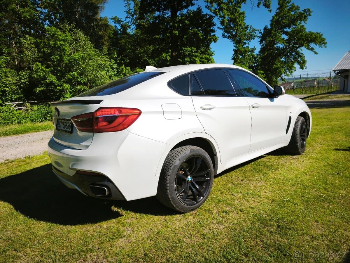 2015 BMW X6 - 2