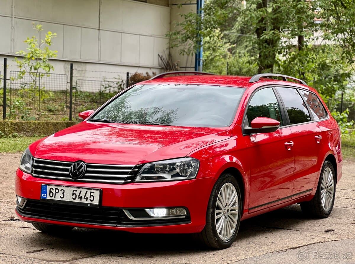 2013 Volkswagen PASSAT - 2