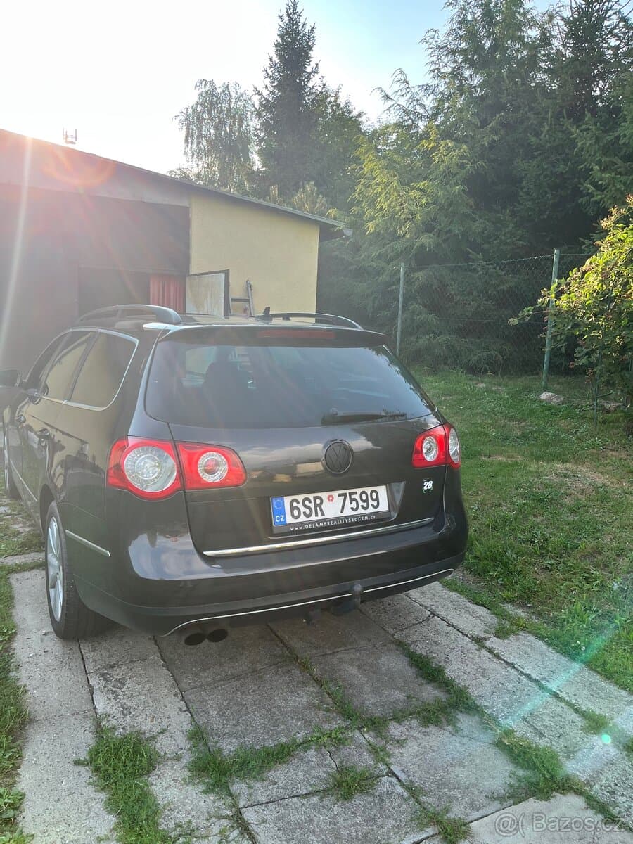 2009 Volkswagen PASSAT - 2