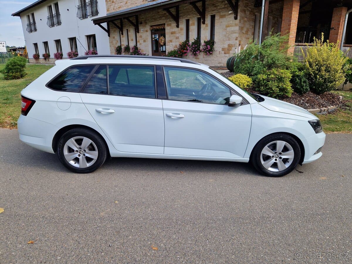 2015 Škoda FABIA - 2