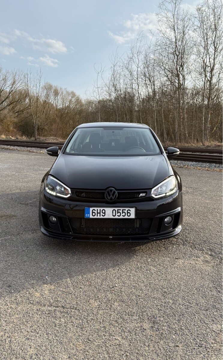 2012 Volkswagen GOLF - 2