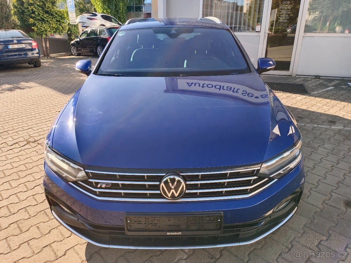 2021 Volkswagen PASSAT - 2