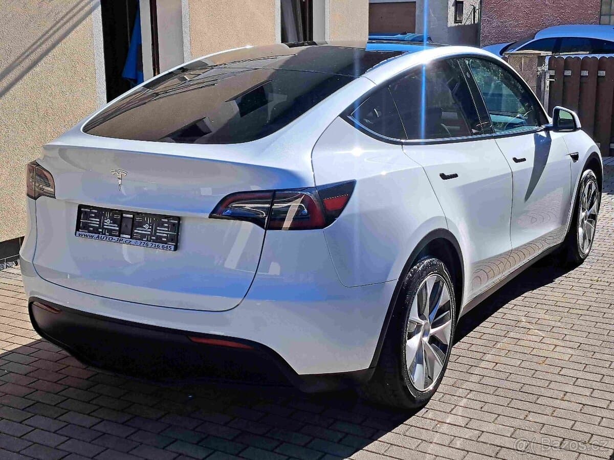 2023 Tesla MODEL Y - 2
