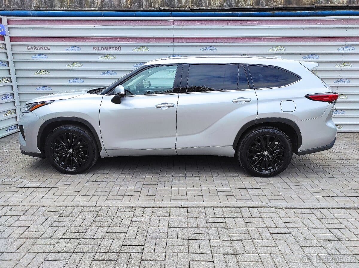 2024 Toyota HIGHLANDER - 2
