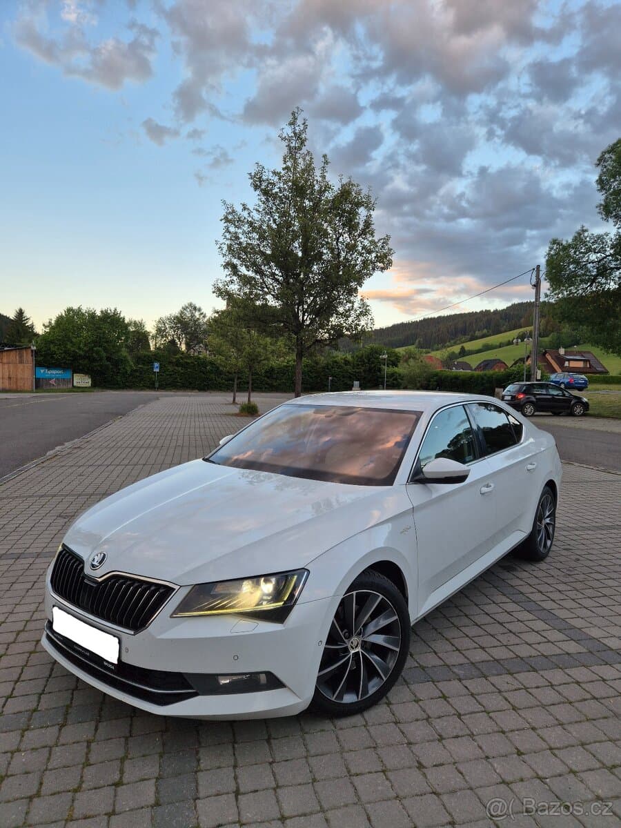Škoda SUPERB - 2