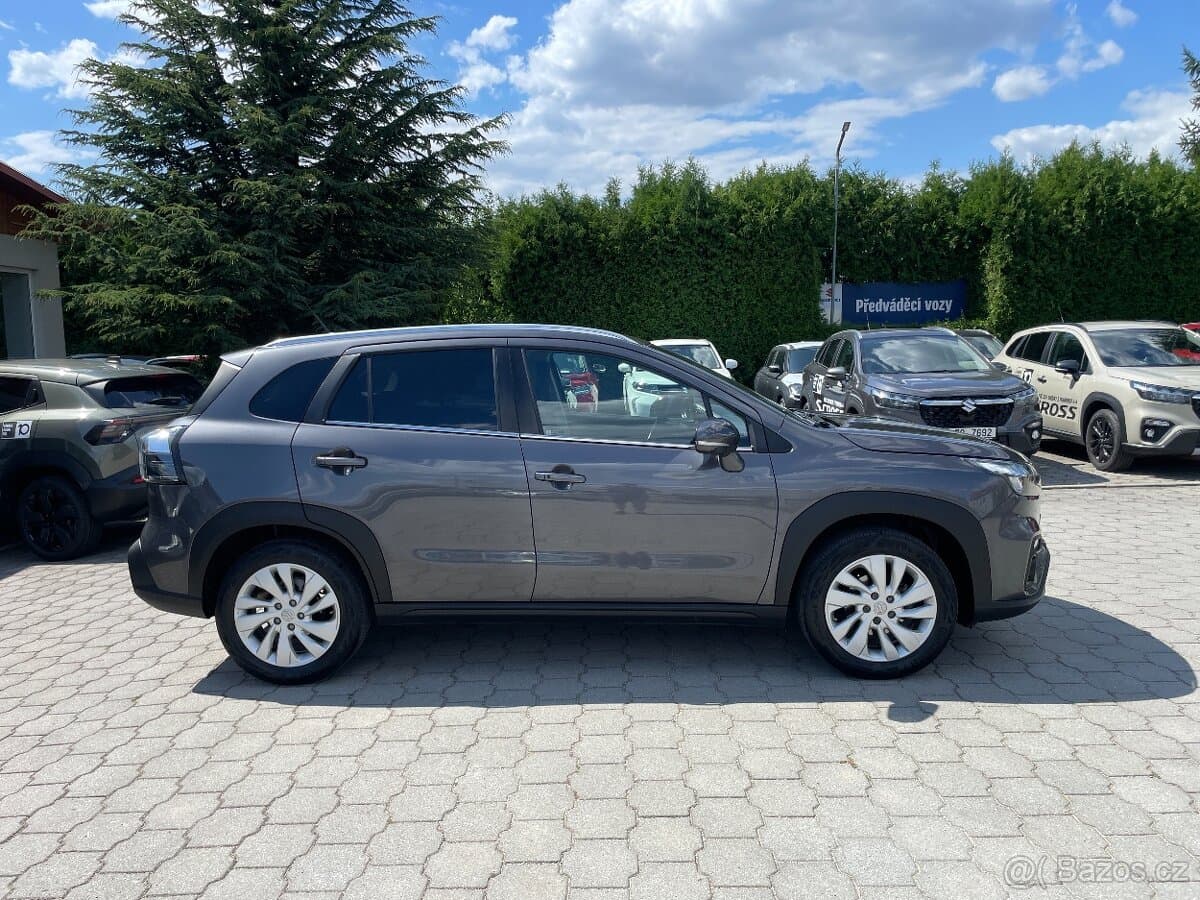 Suzuki S-CROSS - 2