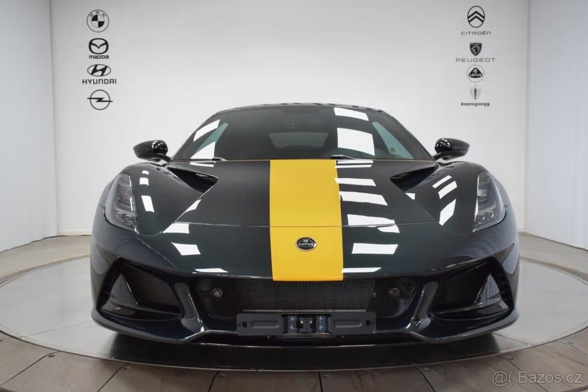 2025 Lotus EMIRA - 2