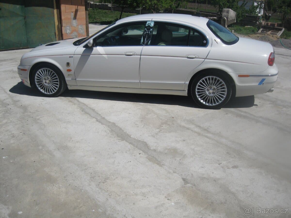 2006 Jaguar S-TYPE - 2