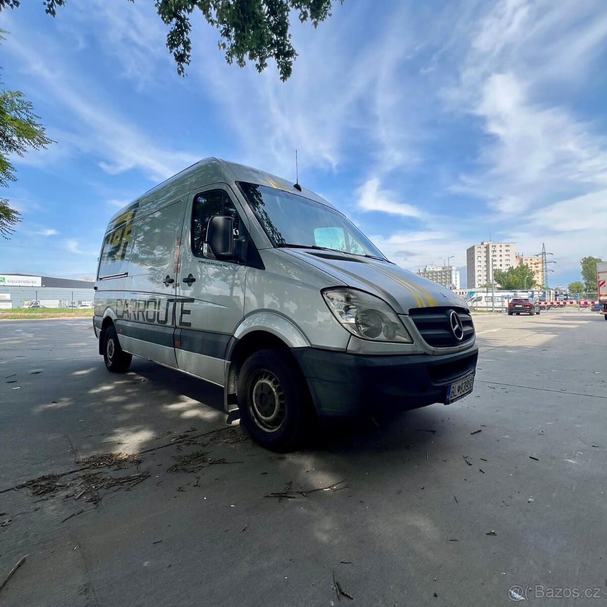 2011 Mercedes-Benz SPRINTER - 2