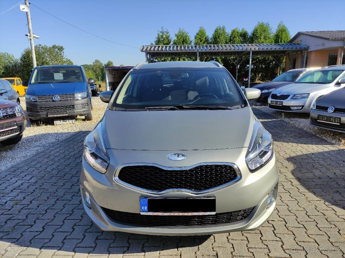 2013 Kia CARENS - 2