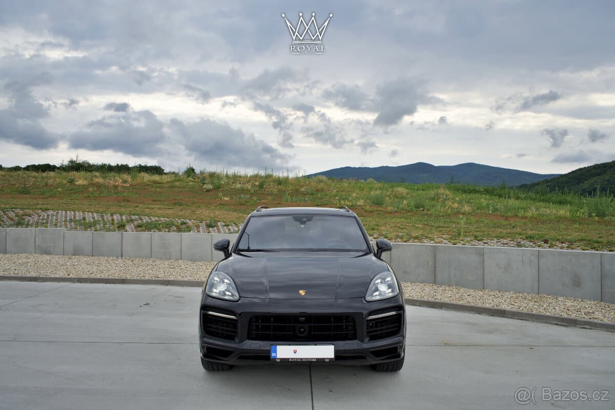 2021 Porsche CAYENNE - 2