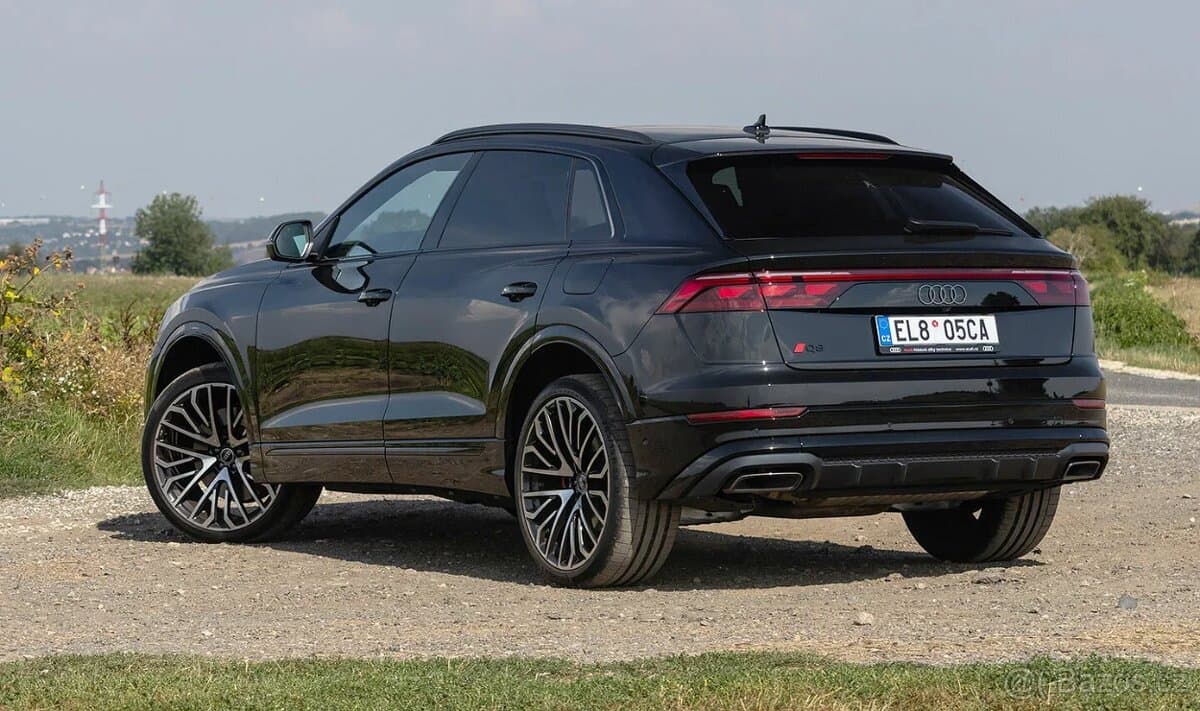 Audi Q8 - 2