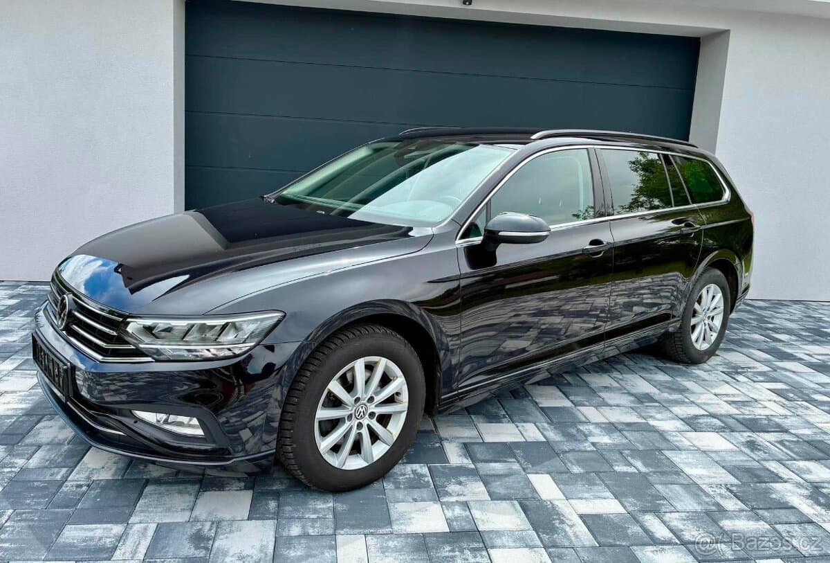 2022 Volkswagen PASSAT - 2